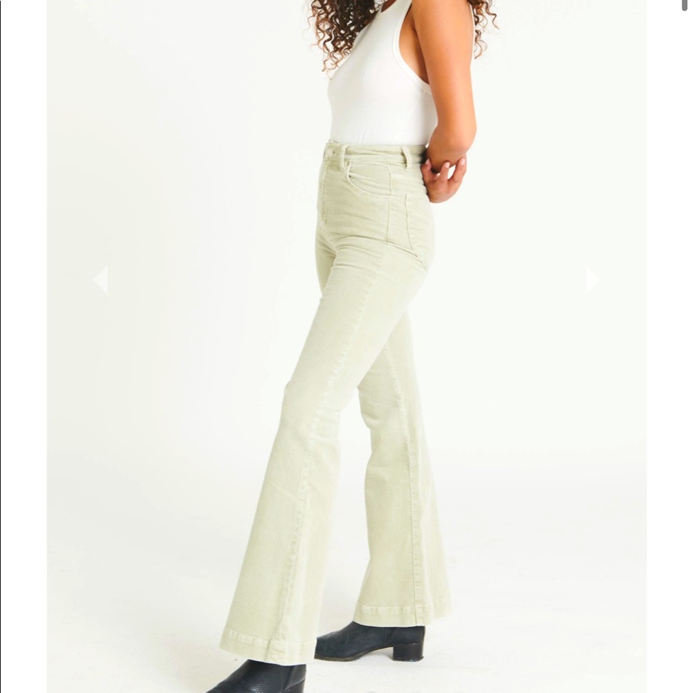 Rolla’s NWT Eastcoast Flare Corduroy Seagrass